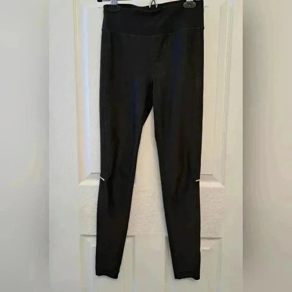 ❤️ Athletic Works  Black Leggings with Reflective Stripe Size XS - Picture 2 of 11